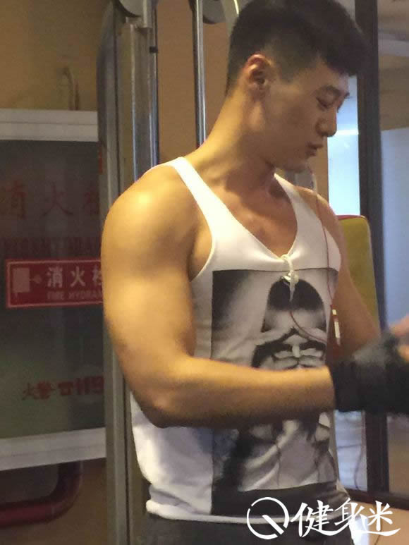 美国男星爱德·奎恩ed quinn图片 爱德·奎恩身高